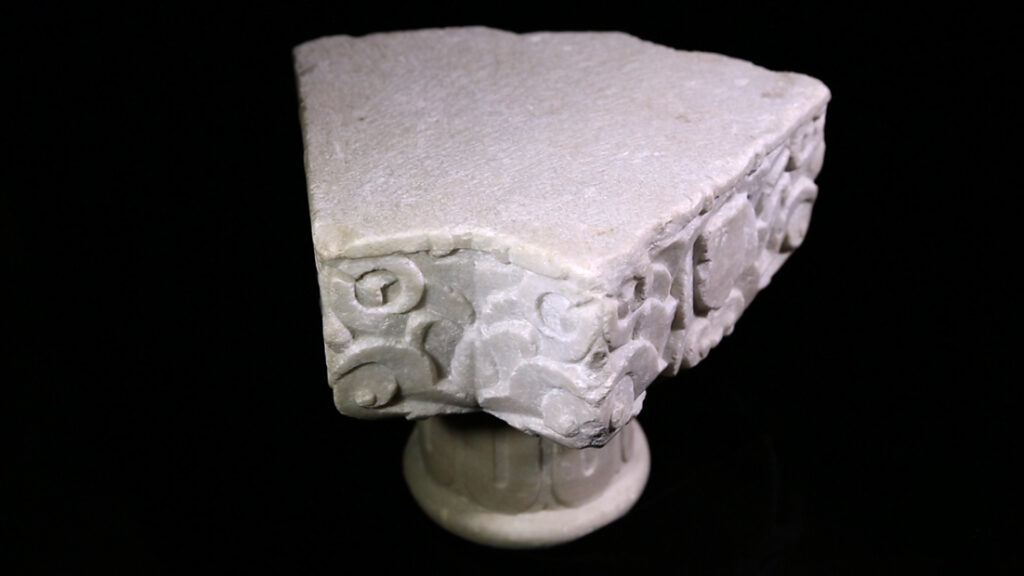 CAPITEL NAZARI